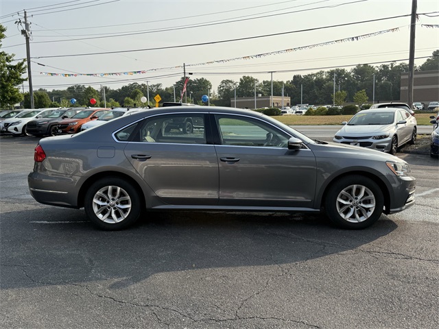 Vehicle image 4 of 23