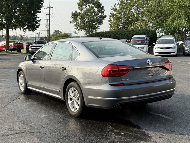 Vehicle image 7 of 23
