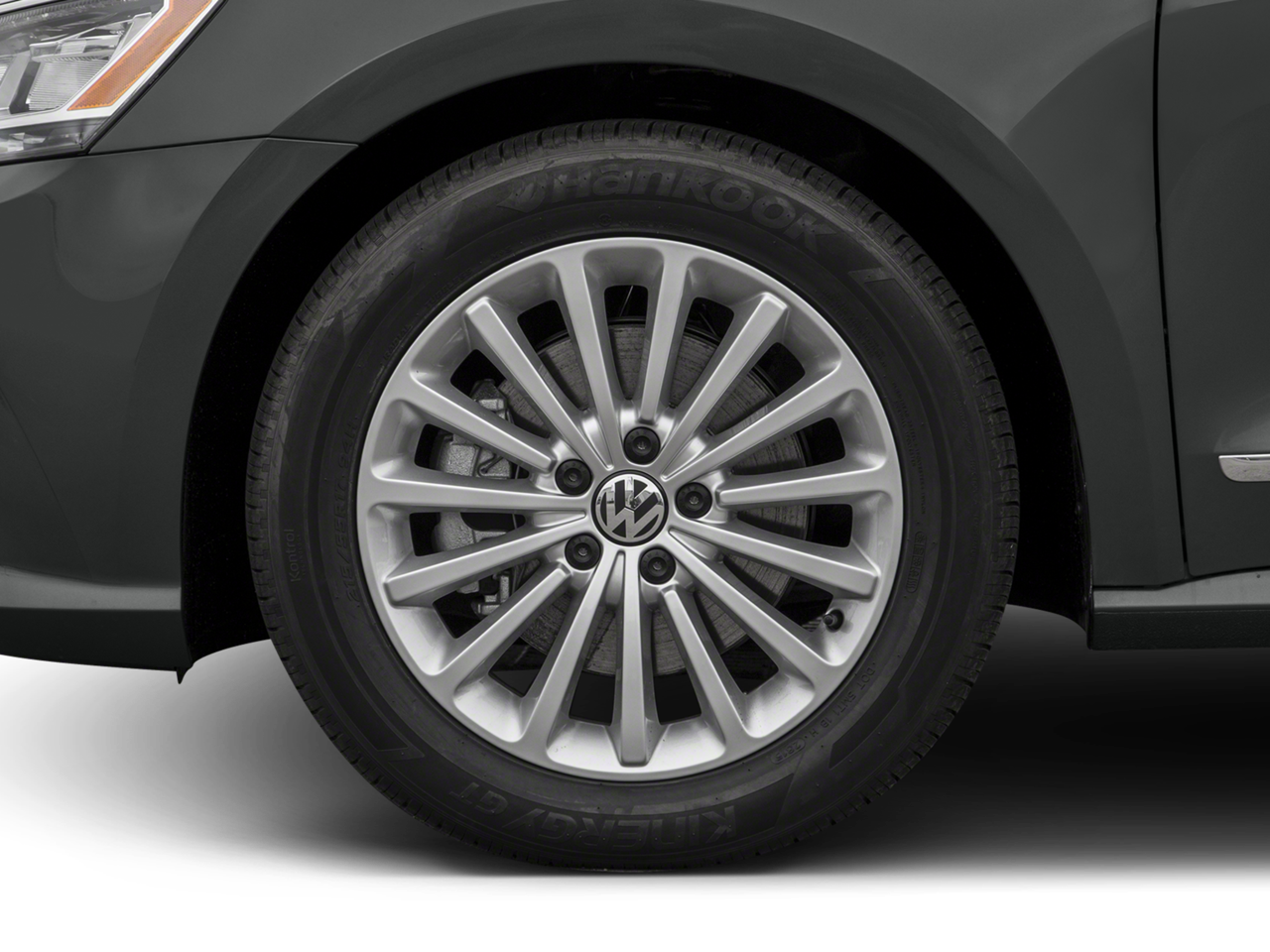 2016 Volkswagen Passat 1.8T SE Image 14 of 46
