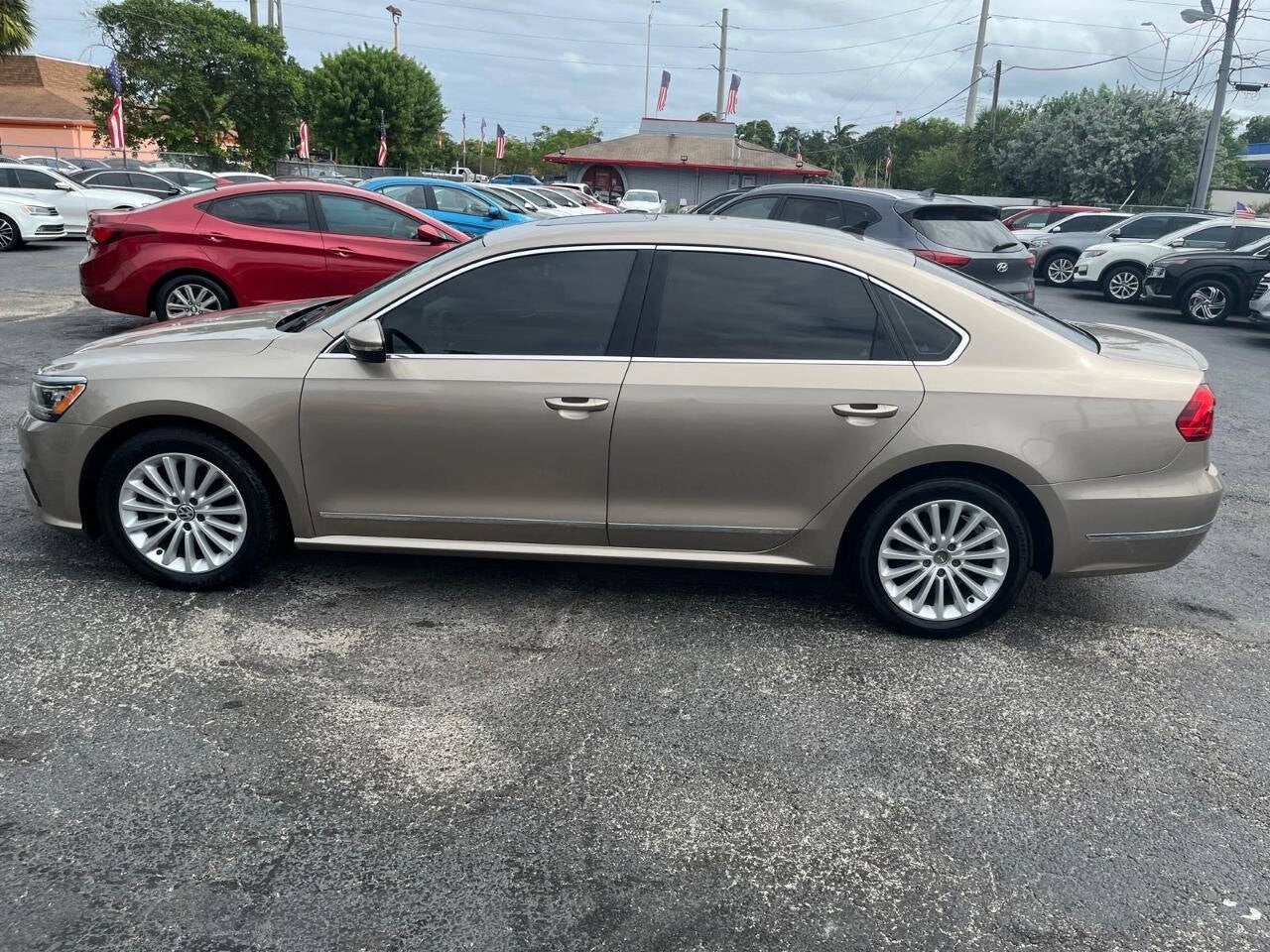 Vehicle image 6 of 42
