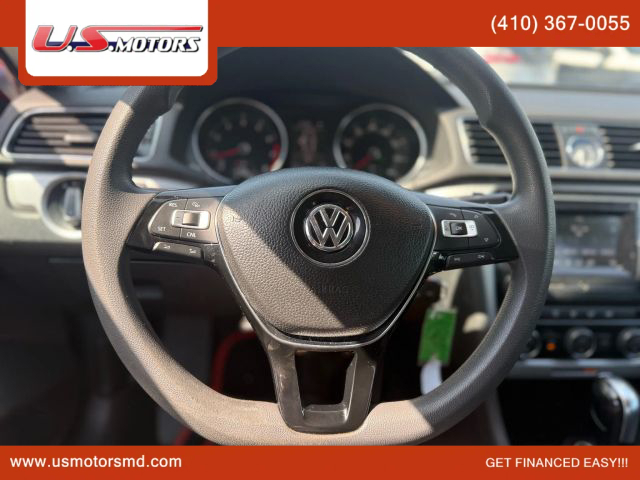 Vehicle image 14 of 16