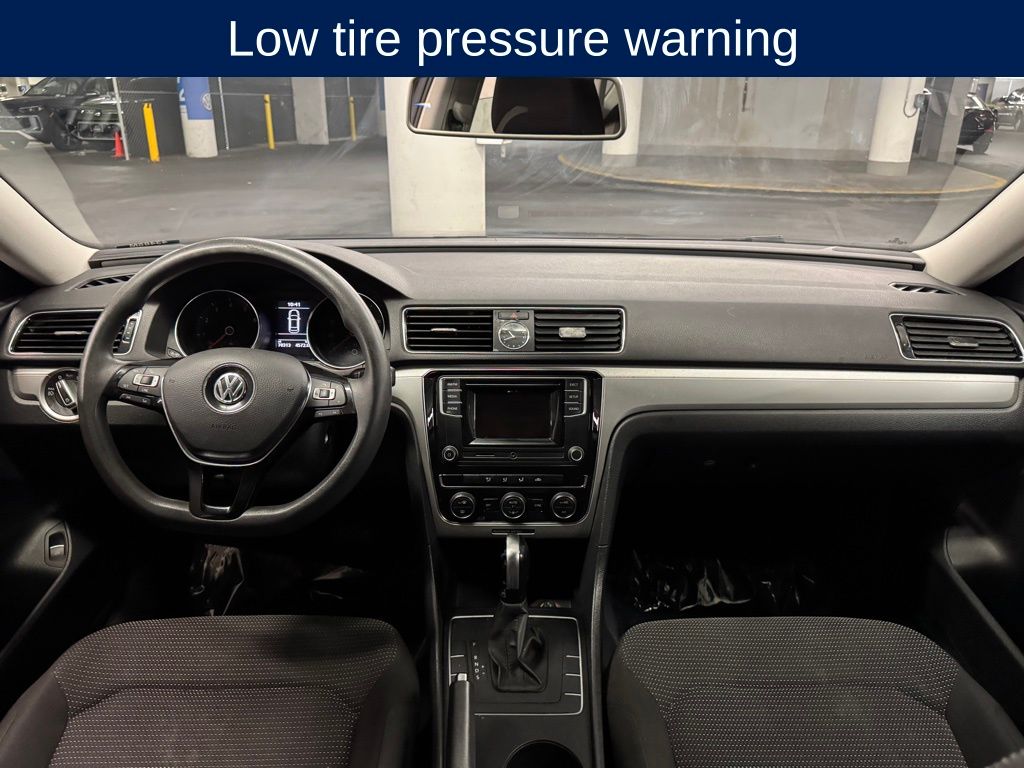 2016 Volkswagen Passat 1.8T S Image 14 of 34