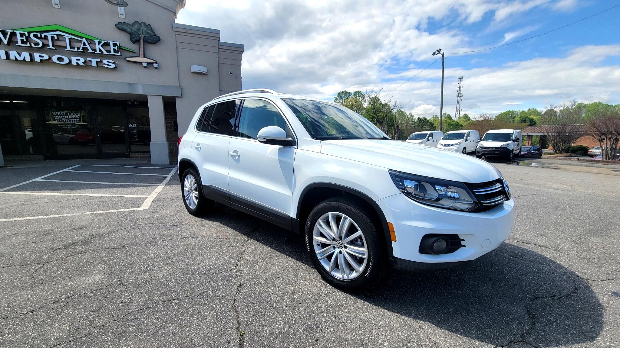 Vehicle image 16 of 49