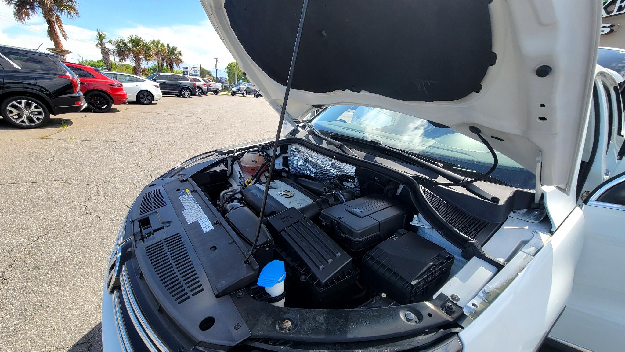 Vehicle image 21 of 49