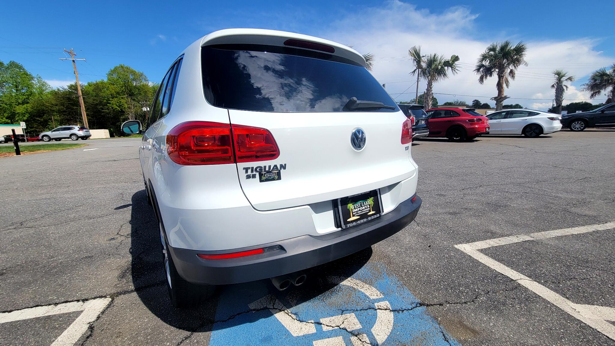 Vehicle image 14 of 49