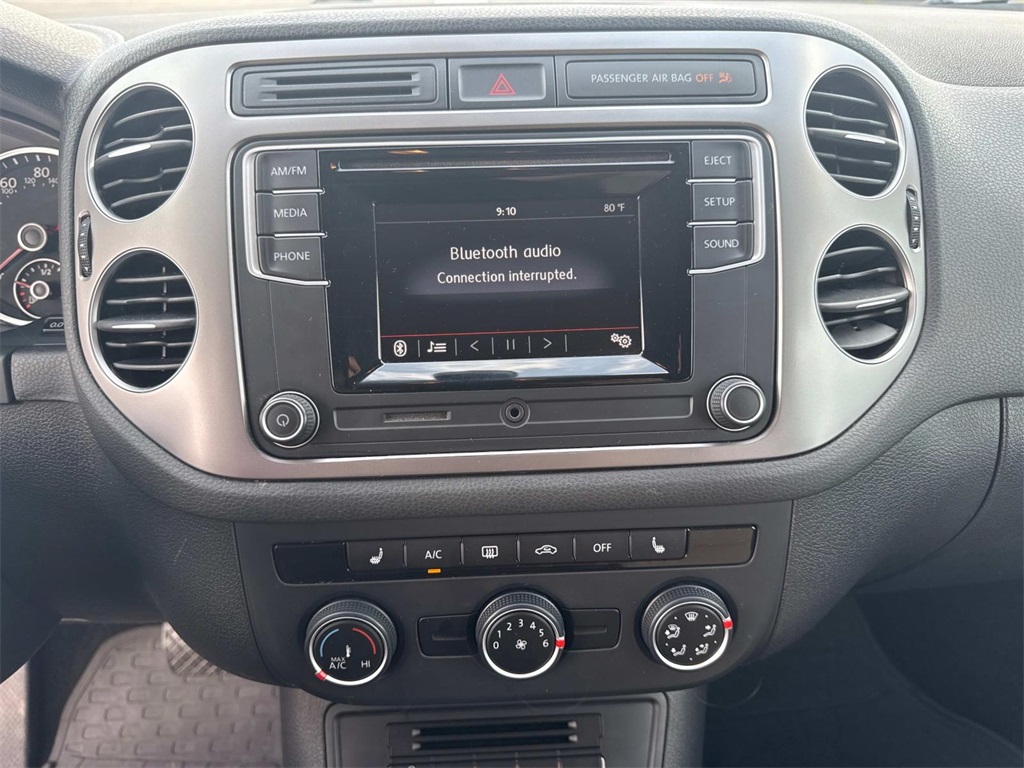 Vehicle image 24 of 27