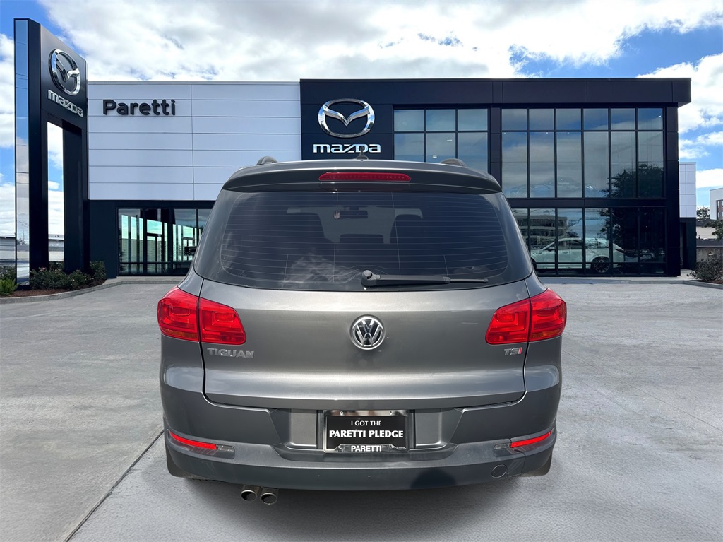 Vehicle image 5 of 27