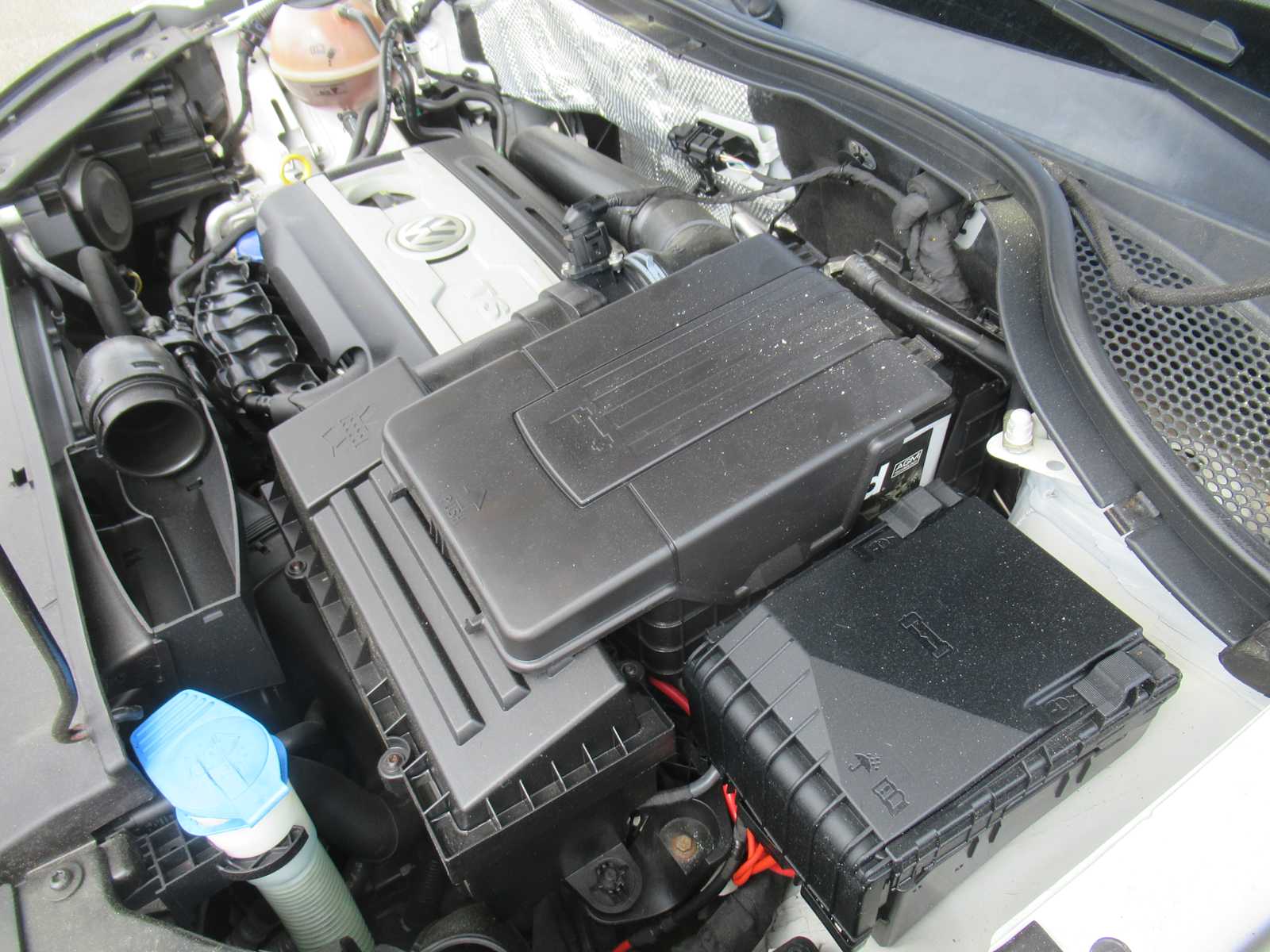 Vehicle image 14 of 36