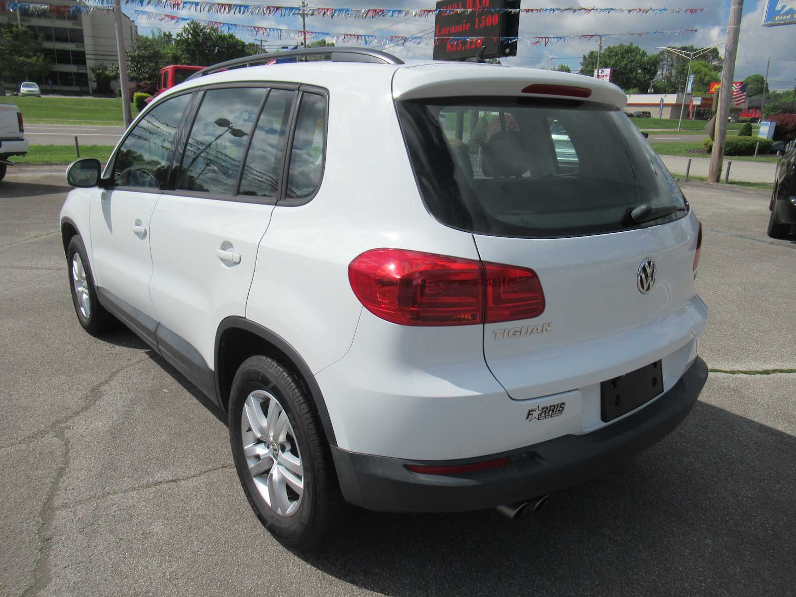 Vehicle image 8 of 36