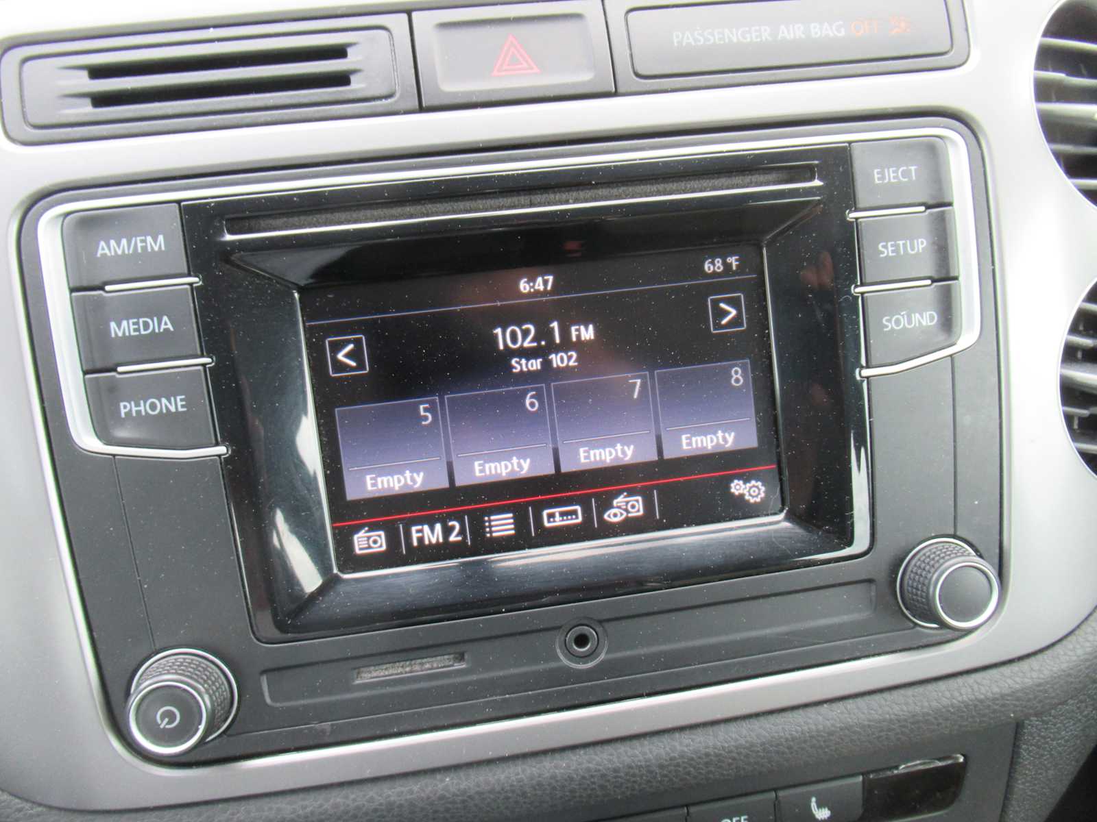 Vehicle image 24 of 36