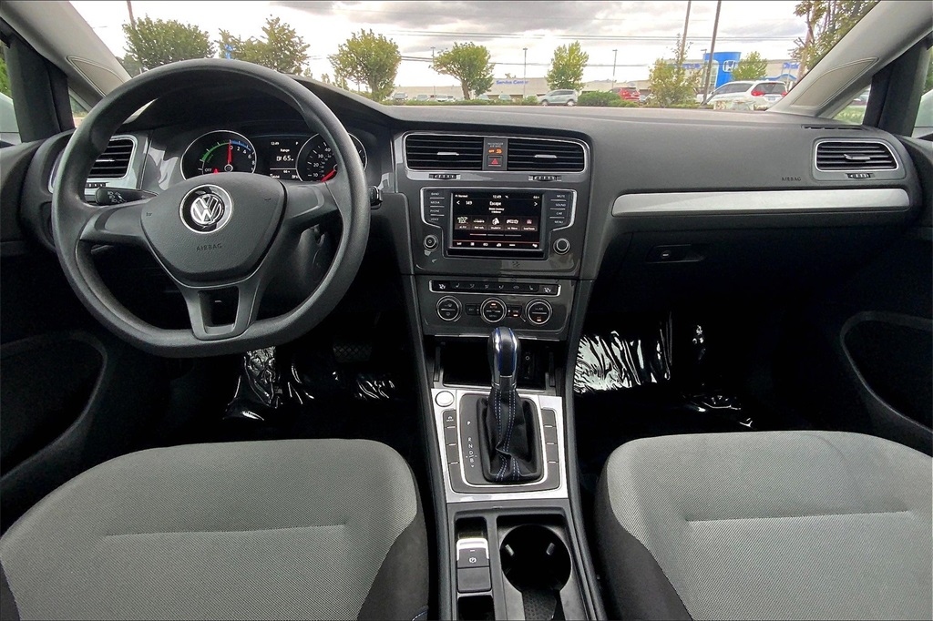 Vehicle image 15 of 33