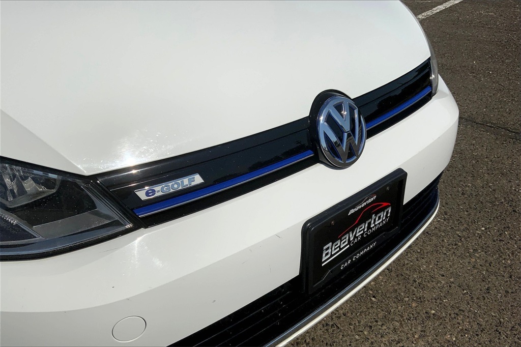 Vehicle image 31 of 33