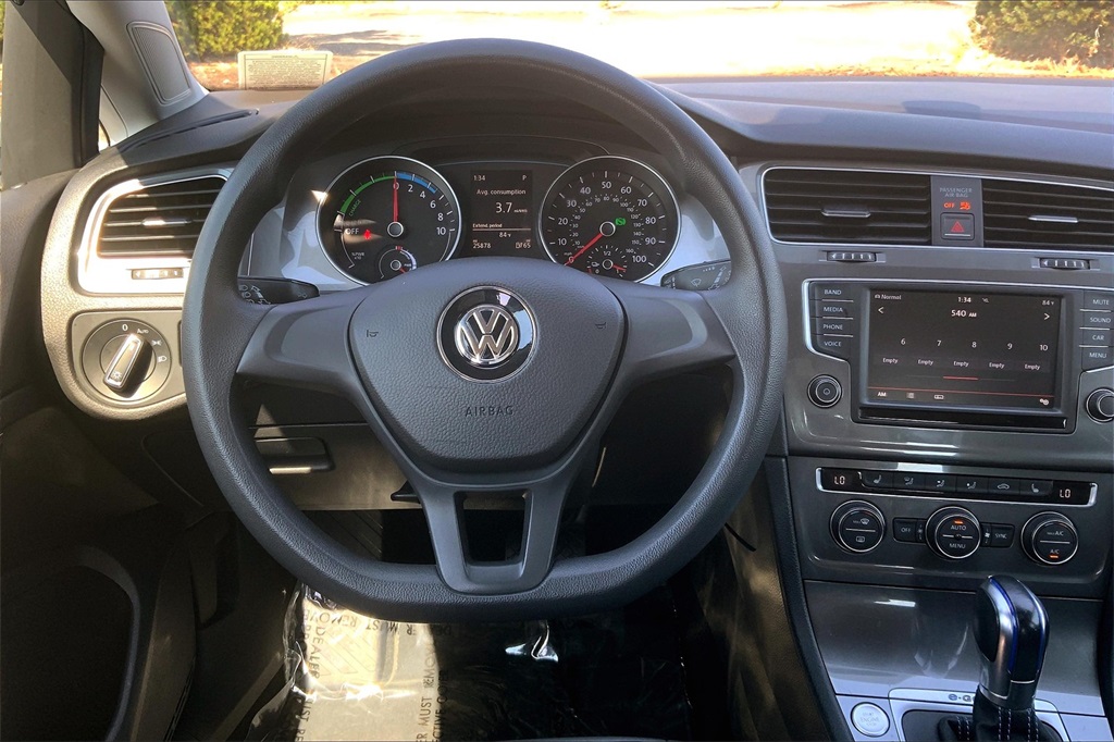 Vehicle image 7 of 33