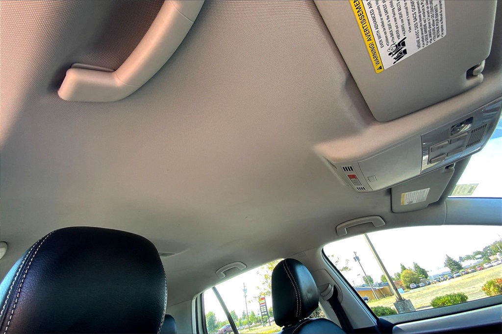 Vehicle image 13 of 33