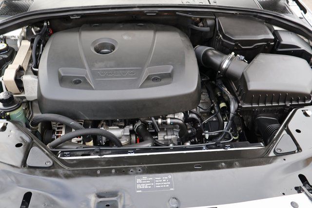 2016 Volvo S80 T5 Drive-E Image 10 of 47
