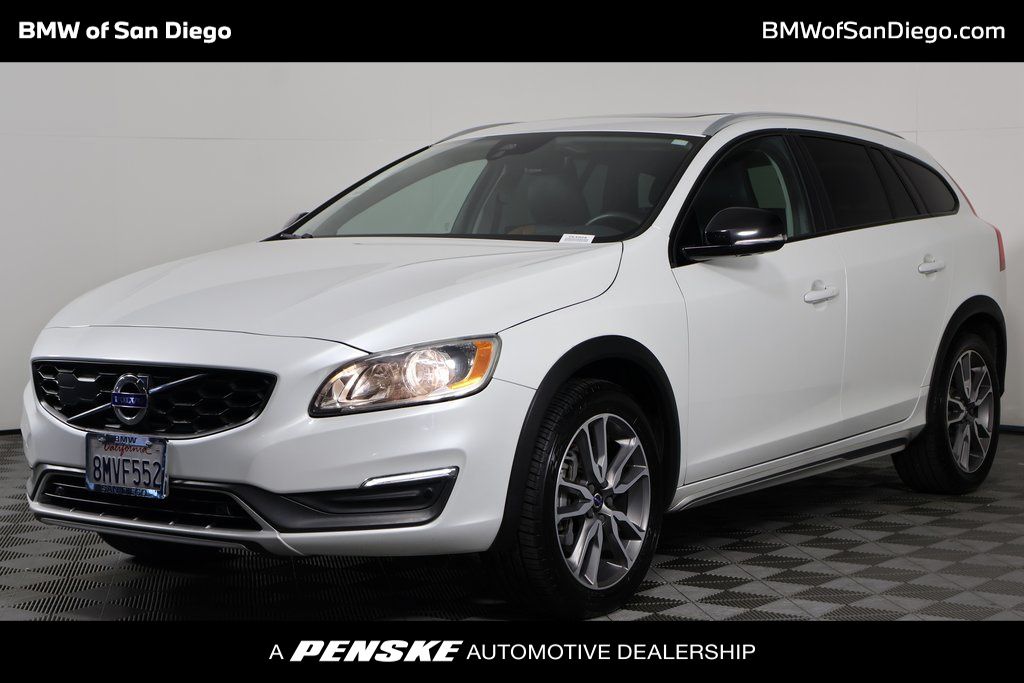 2016 Volvo V60 Cross Country T5 Image 1 of 17