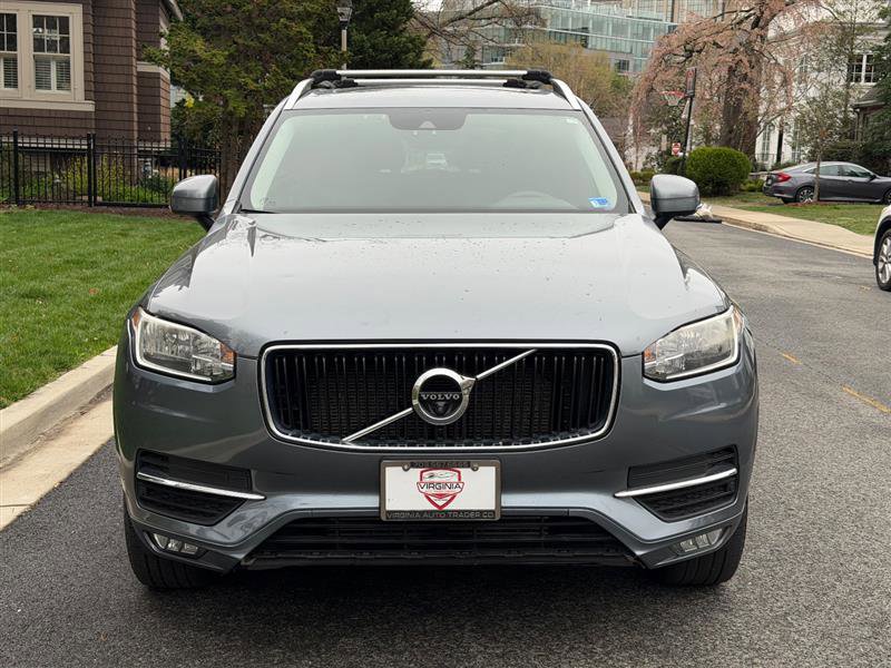 2016 Volvo XC90 T6 Momentum Image 3 of 42