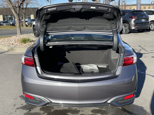 2017 Acura ILX Acurawatch Plus Image 8 of 23