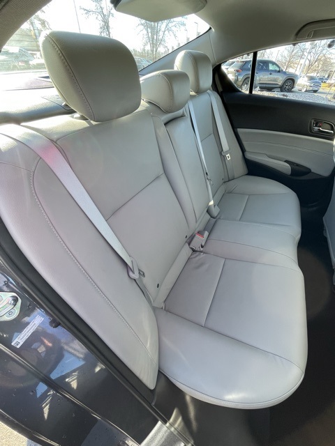 2017 Acura ILX Acurawatch Plus Image 9 of 23