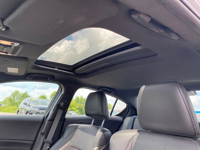 Vehicle image 13 of 28