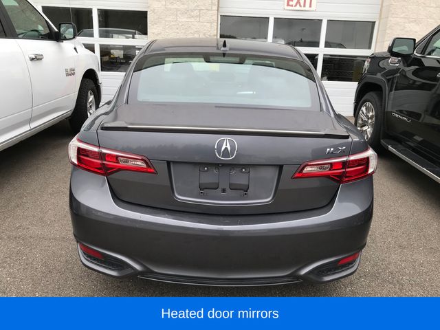 Vehicle image 25 of 28