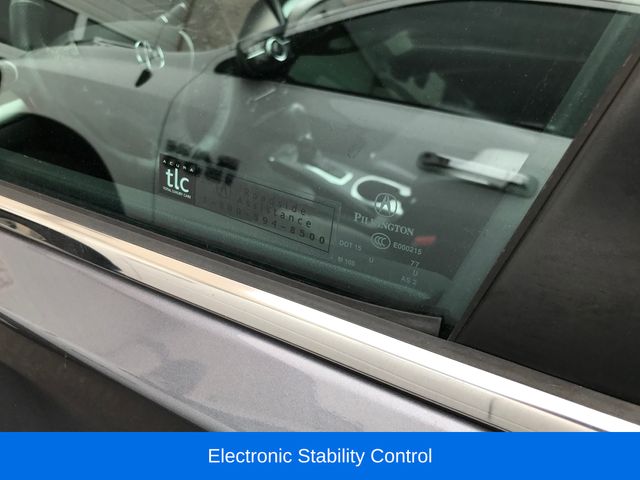 Vehicle image 24 of 28