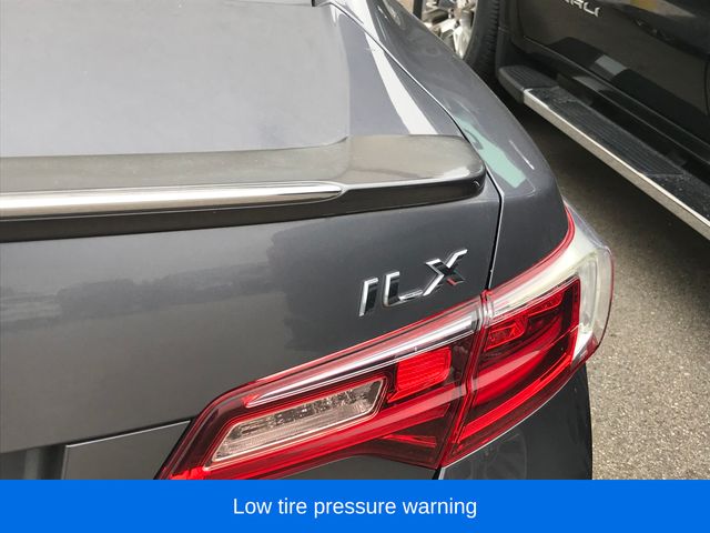Vehicle image 19 of 28
