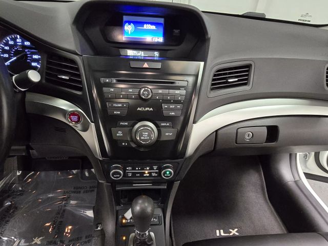 2017 Acura ILX Acurawatch Plus Image 21 of 28