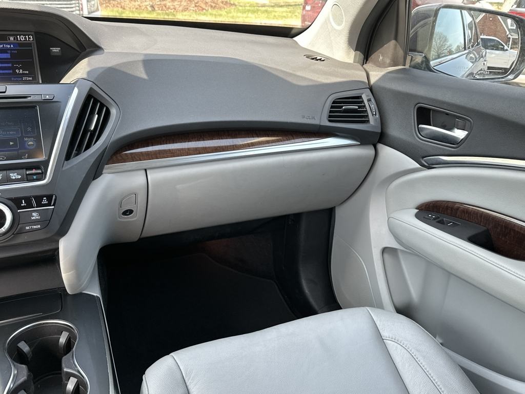 Vehicle image 12 of 23