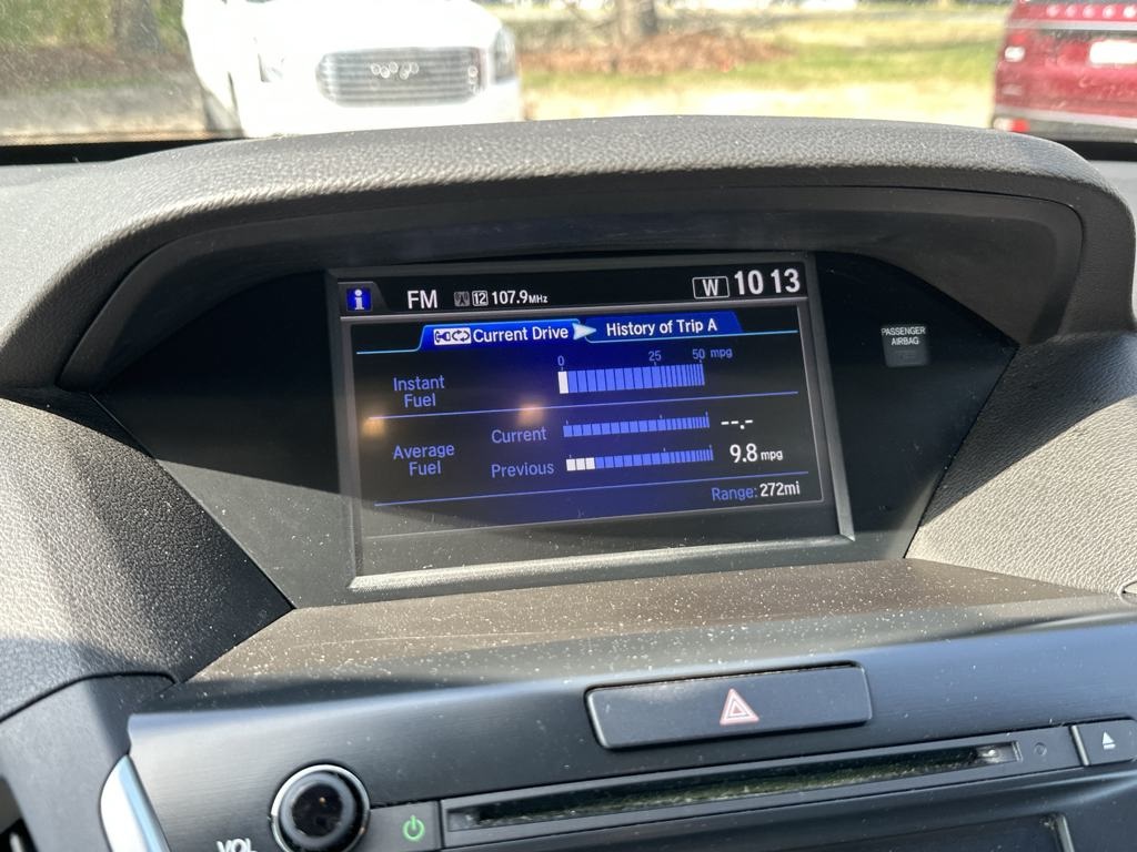Vehicle image 18 of 23