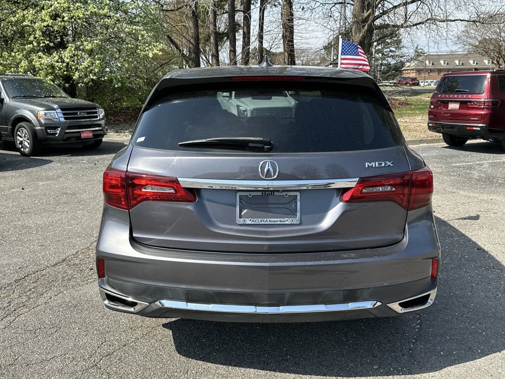 Vehicle image 4 of 23
