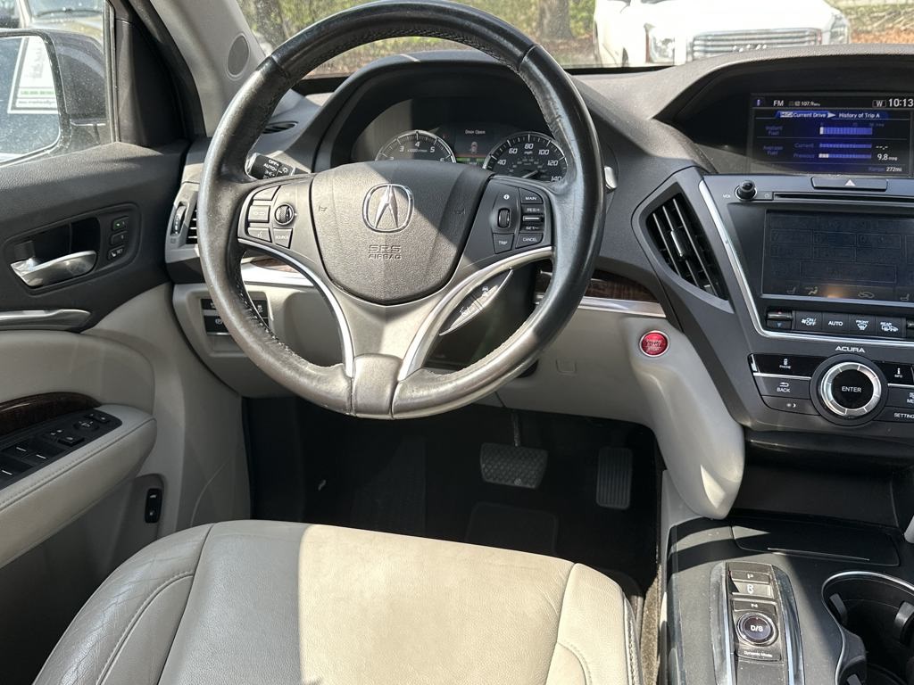 Vehicle image 13 of 23