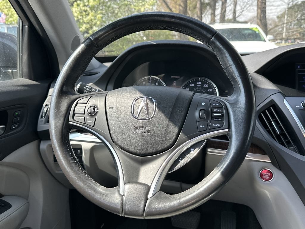 Vehicle image 14 of 23