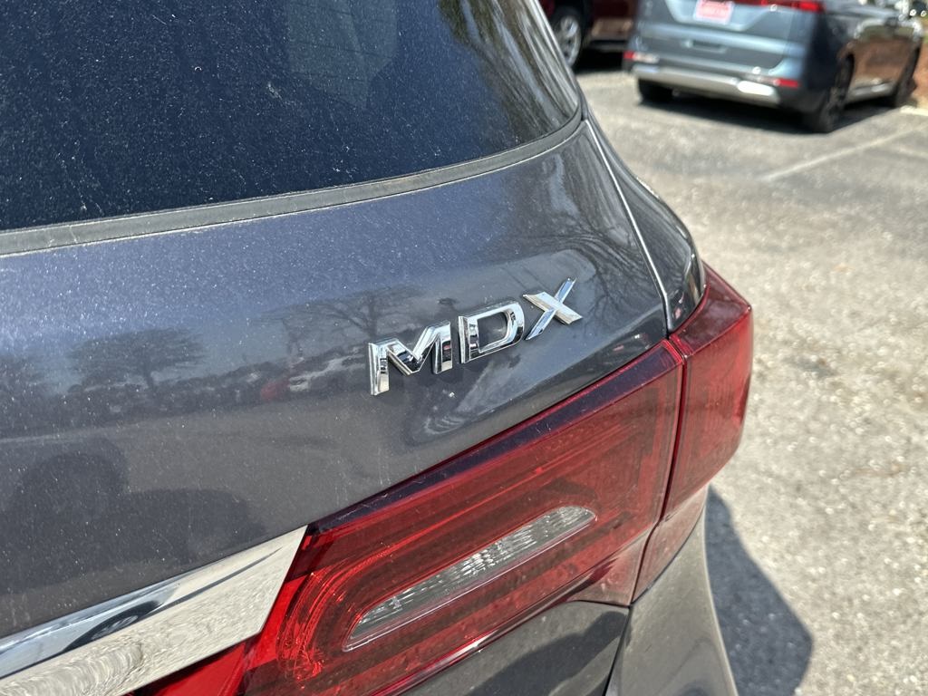 Vehicle image 7 of 23