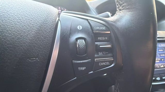 Vehicle image 14 of 30