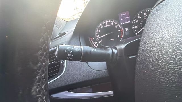 Vehicle image 16 of 30
