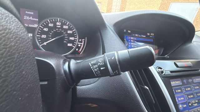 Vehicle image 15 of 30