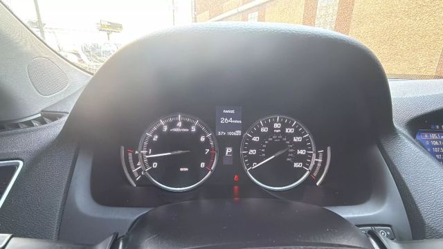 Vehicle image 10 of 30