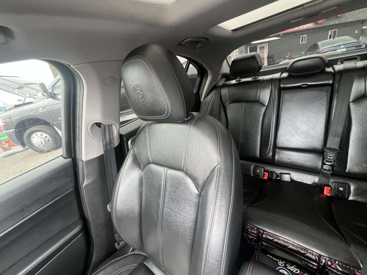 Vehicle image 12 of 12