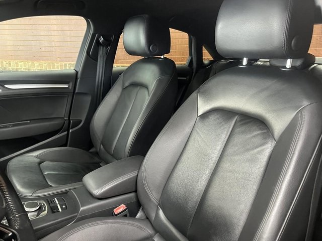 Vehicle image 11 of 31