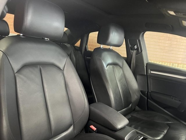 Vehicle image 25 of 31