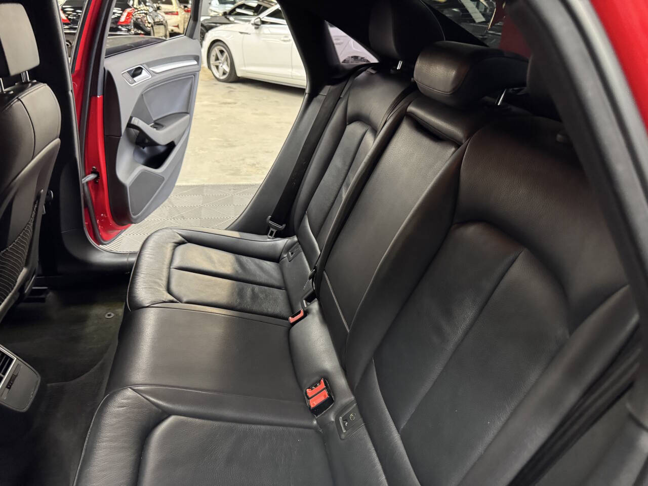Vehicle image 45 of 59
