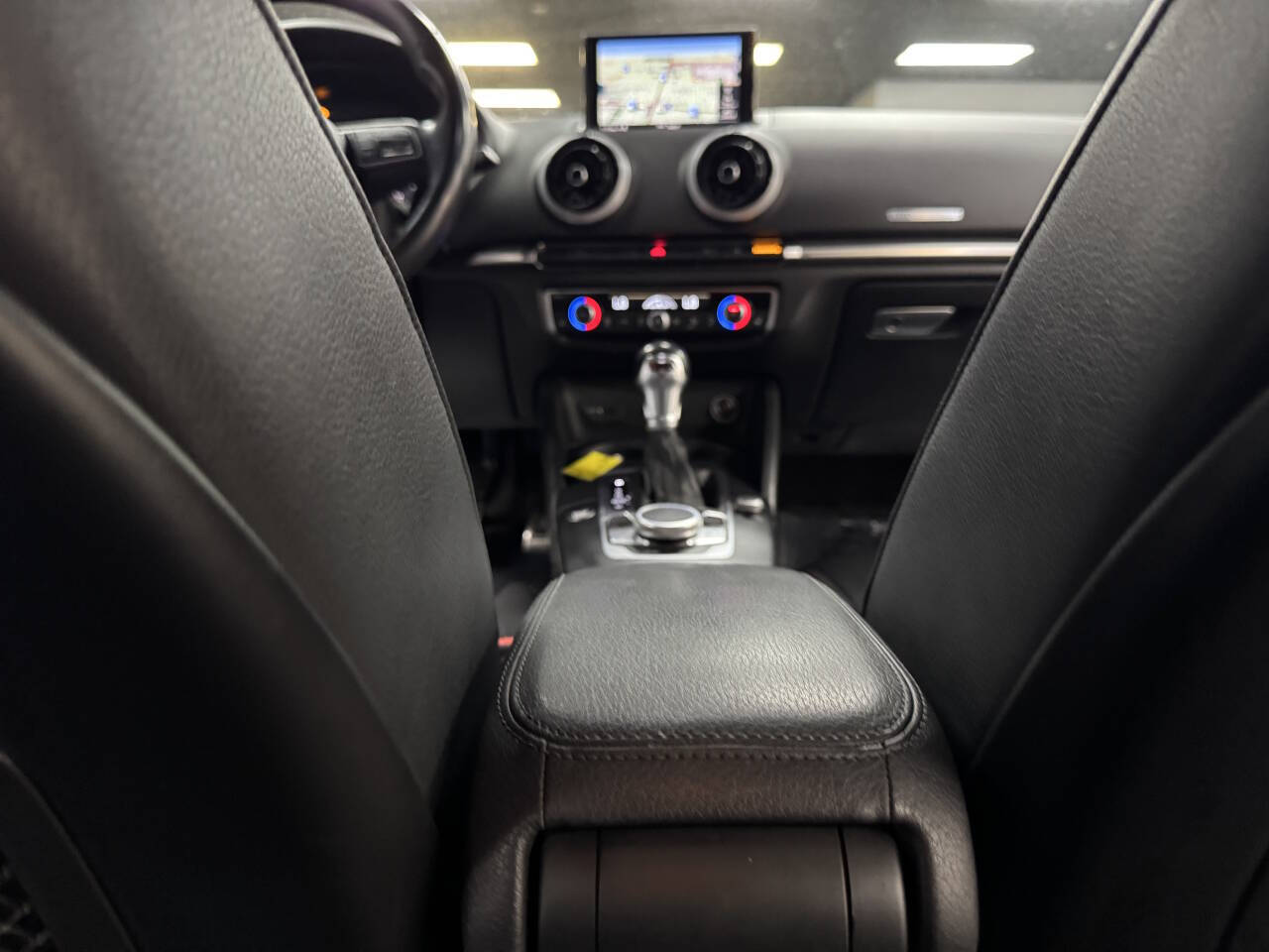 Vehicle image 41 of 59