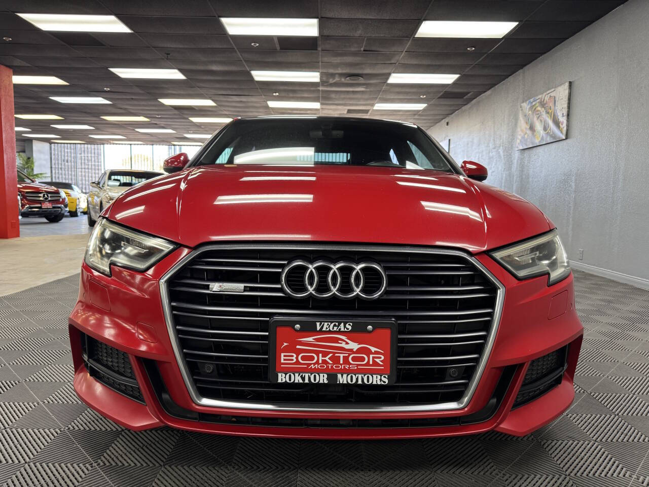 Vehicle image 4 of 59