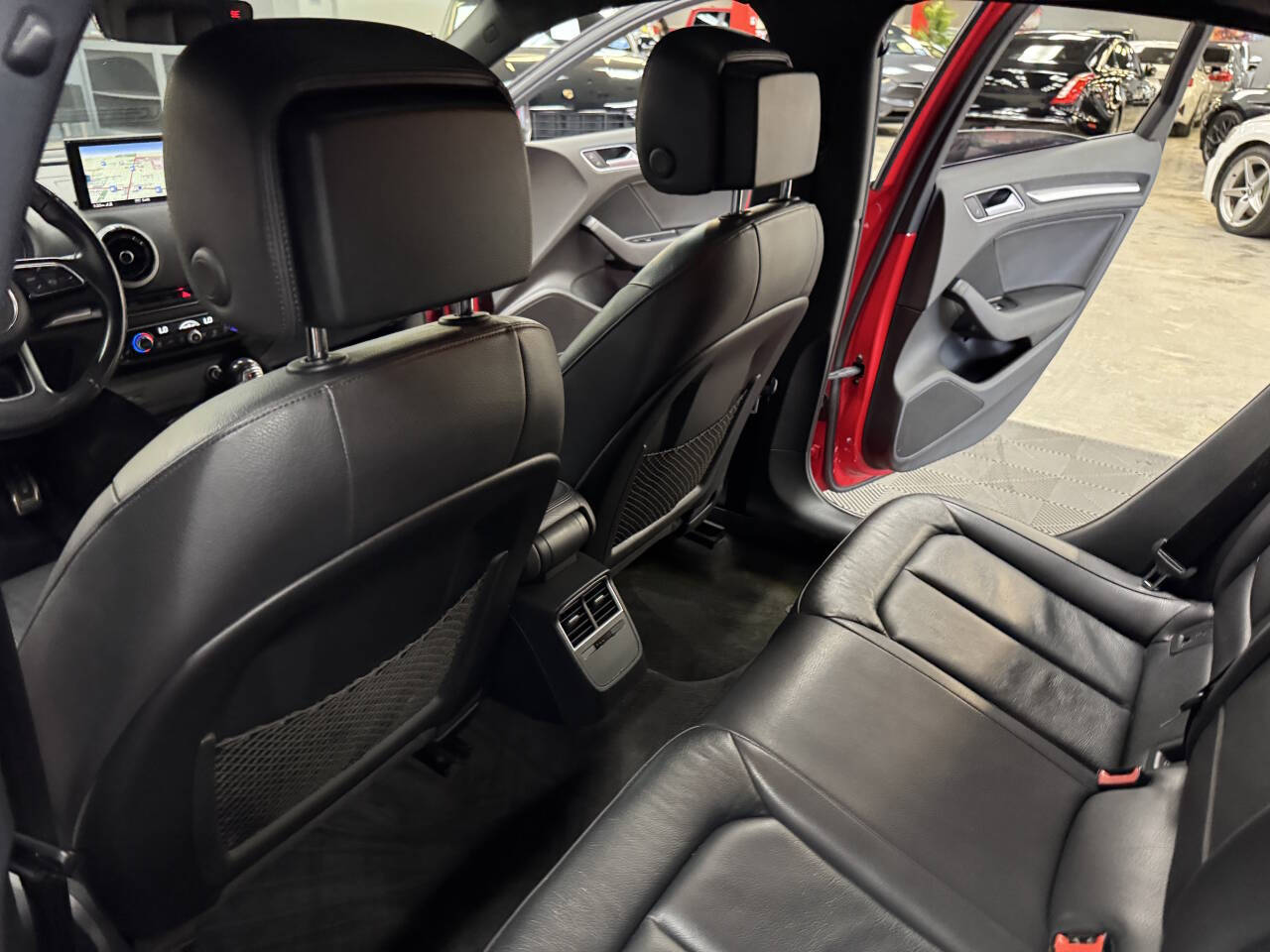 Vehicle image 44 of 59