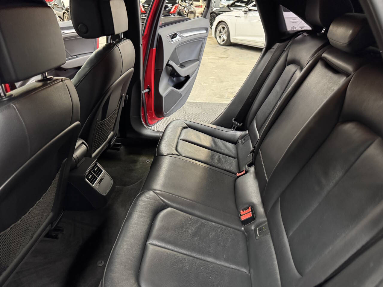Vehicle image 42 of 59