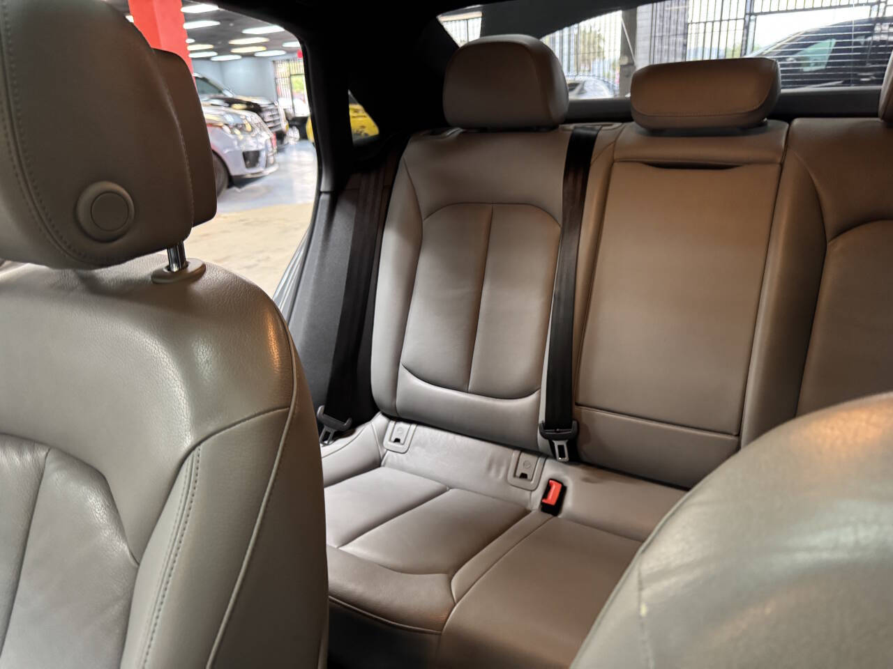 Vehicle image 56 of 59