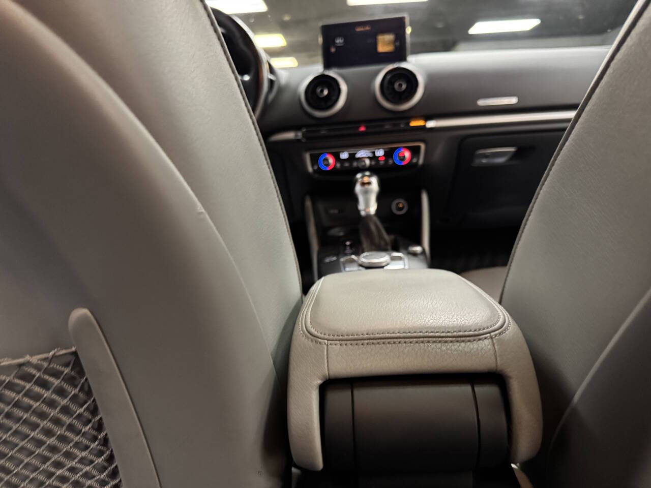 Vehicle image 50 of 59