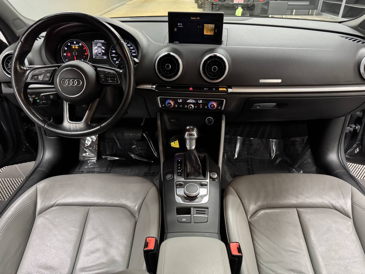 Vehicle image 51 of 59