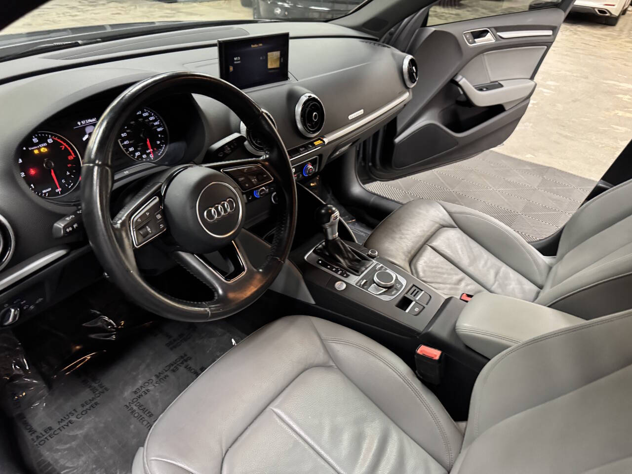 Vehicle image 59 of 59